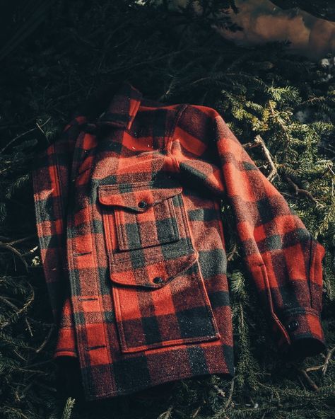 Filson on Instagram: “For more than a century, the Mackinaw Cruiser has been the go-to cold-weather coat. Built of dense, long-lasting wool from the Pacific…” Mackinaw Cruiser, Filson Mackinaw, Mens Style, The Pacific, Product Photography, Cold Weather, Cool Outfits, Long Lasting, Log In