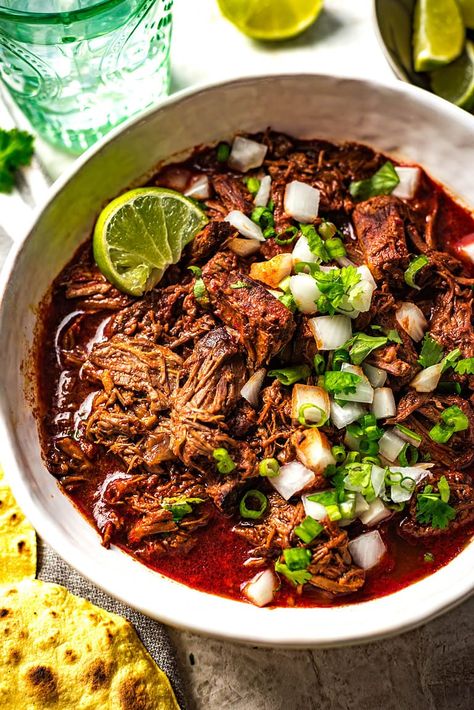 An ultra-flavorful take on the iconic Mexican beef stew - Birria de Res! Beef chuck roast is slowly simmered with garlic, onions, tomatoes, and a blend of guajillo and pasilla chiles until meltingly tender. Beef Chuck Stew Meat Recipes, Chuck Roast Mexican Recipes, Mexican Chuck Roast Recipes, Chuck Roast Birria, Mexican Beef Recipes, Beef Chuck Roast Recipes, Birria Recipe Mexican, Birra Tacos, Beef Chuck Recipes