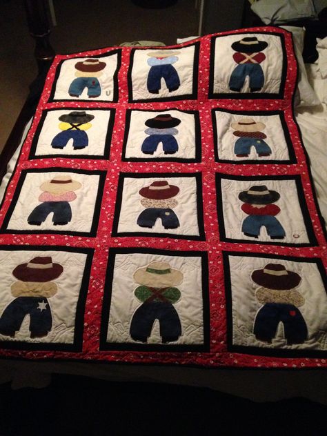 Cowboy Quilts, Cowboy Applique, Baby Memory Quilt, Quirky Quilts, Cowboy Pattern, Antique Quilts Patterns, Pictorial Quilts, Cowboy Quilt, Horse Quilt