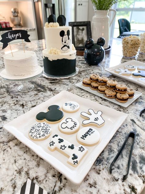 Vintage Mickey 1st Birthday, Mickey Mouse Cookies 3rd Birthday, Minimal Mickey Mouse Party, Mickey Neutral Birthday, Aesthetic Mickey Mouse Birthday Party, Modern Mickey Birthday Party, Mickey One Year Birthday, Muted Mickey Mouse Party, Minimalist Mickey Mouse Birthday