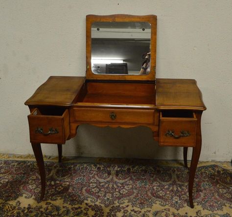 Vanity Nook, Antique Vanity Table, Vanity Table Vintage, French Vanity, Mirror Dressing Table, Bedroom Vanity Set, Table Flip, Shabby Chic Vanity, Mirror Dressing