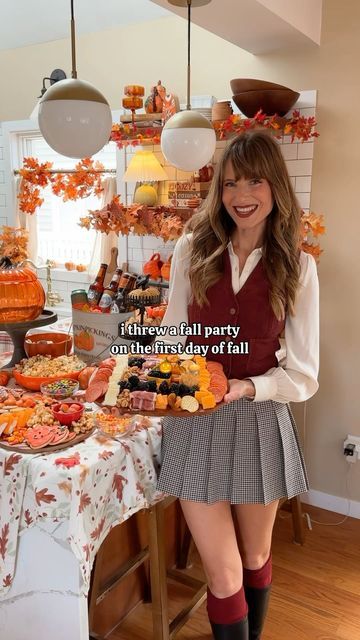 Steffy 🧡 on Instagram: "By far my favorite night of the year 🥹🥧🍂 i always grab all of the Trader Joe’s fall food, bake my autumn cookies, fill the cooler with pumpkin beers, and this year i had a little fall clip diy station 🥹 i get the “after fall party blues” but then i remember … now it’s FALL, like for real, and the leaves are about to change 🍁🍂 would you come if i sent you an invite next year? 🧡🧡 #fall #fallparty #halloween" Cookie Station, Autumn Cookies, Fall Food, Fall Party, Trader Joe’s, Trader Joe, Trader Joes, Fall Recipes, For Real