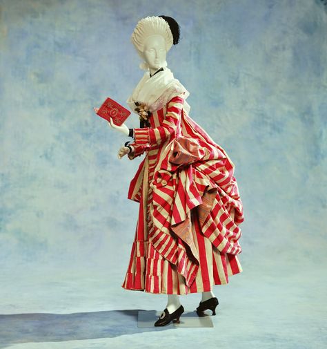 The Closet Historian: Closet Histories no. 4.8: The Robe à la Polonaise Rose Bertin, 1780s Fashion, 18th Century Gown, American Duchess, Types Of Gowns, 18th Century Dress, 18th Century Costume, 18th Century Clothing, 18th Century Fashion