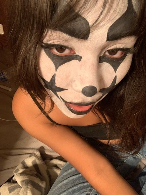 Juggolet Makeup, Insane Clown Posse Makeup Ideas, The Garden Face Paint, Icp Juggalo Halloween Costume, Icp Juggalo Costume, Juggalo Makeup Aesthetic, Black And White Face Paint Ideas, Clown Makeup Juggalo, Juggalo Face Paint Ideas