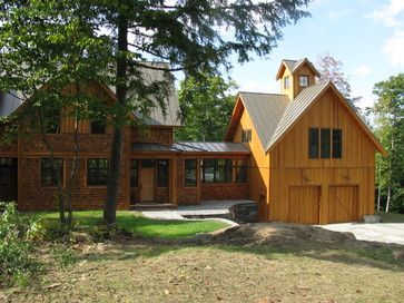 Detached Garage with Breezeway | Garage Attached With Breezeway Design Ideas, Pictures, Remodel, and ... Small Rustic House Plans, Post And Beam Barn Homes, Split Entry Remodel, Modern Cottage Homes, Barn With Living Quarters, Garage Plans Detached, Garage Addition, Carriage Doors, Rustic House Plans