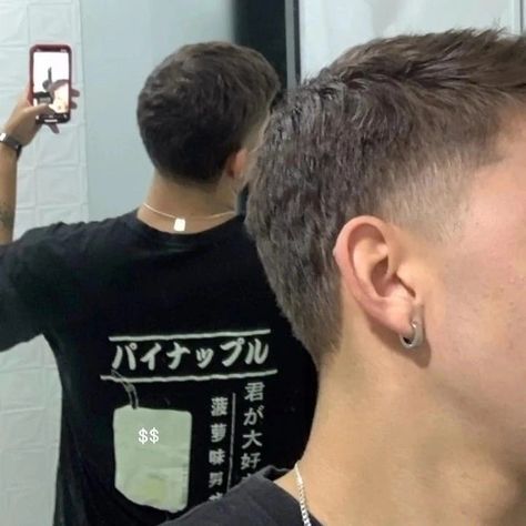 Short Mulette Haircut Man, Buzz Cut Mullet Men, Low Fade Short Hair, Short Men Haircut Fade, Men’s Short Hair Cuts, Mens Haircut Designs, Short Mullet Haircut Men, Mullet Short Hair Men, Buzz Cut Mullet