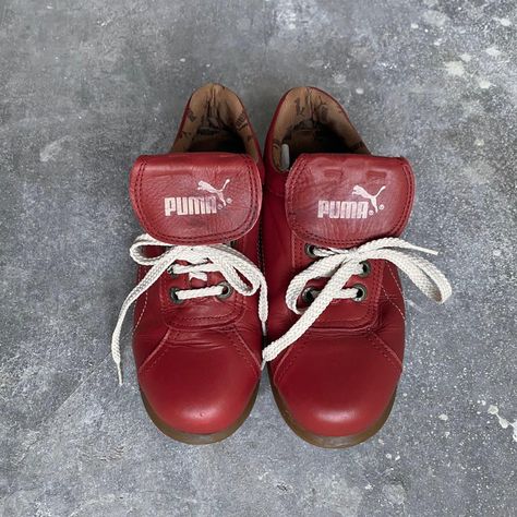 Fashion Development, Shoes 90s, Boxing Shoes, Ugly Shoes, Vintage Sneakers, Sneakers Puma, Mens Outfit Inspiration, Shoe Inspiration, Walk In Wardrobe