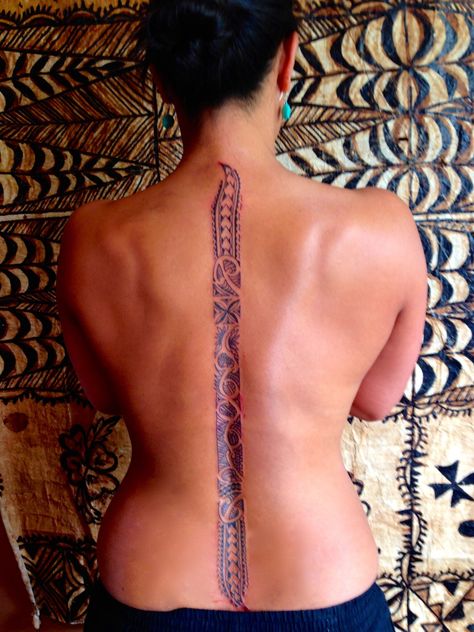 200+ Powerful Samoan Tattoos Ideas (2023) - TattoosBoyGirl Samoan Tattoo Designs Women, Island Spine Tattoo, Samoan Spine Tattoos For Women, Back Tattoo Women Polynesian, Samoan Back Tattoo For Women, Samoan Spine Tattoo, Polynesian Spine Tattoos For Women, Maori Women Tattoo, Polynesian Back Tattoo Women