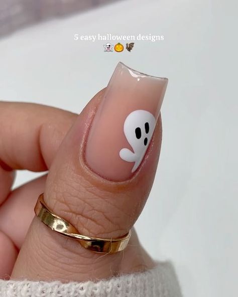 NailzKatKat on Instagram: "5 halloween designs tutorial 👻🎃 SWIPE—> 
products used:

medium square gel extensions 
delicate rubber base
Jet black gel polish 
white gel paint 
sweet princess gel polish
sweetheart gel polish
vanilla cream gel polish 

available at nailzkatkat.com

•
•
•" Cream Gel Polish, Black Gel Polish, Nail Polish Art Designs, Gel Paint, Nail Polish Art, Gel Extensions, Halloween Designs, Vanilla Cream, Nail Polishes