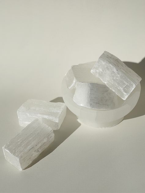 Selenite crystals selenite charging white stone cleansing crystal real crystal Greek Moon Goddess, Goddess Selene, Spiritual Work, Work Place, Calming Stones, Meditation Space, Wax Candles, Moon Goddess, Crown Chakra