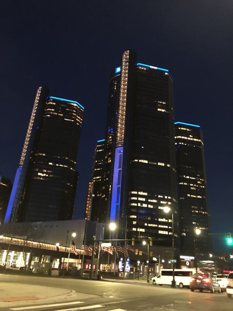 RenCen / GMC World Headquarters Downtown Detroit  #detroit Downtown Detroit At Night, Detroit At Night, Pet Octopus, Detroit Wallpaper, Calming Photos, Birthday Details, Dallas City, Risky Pictures, Downtown Detroit