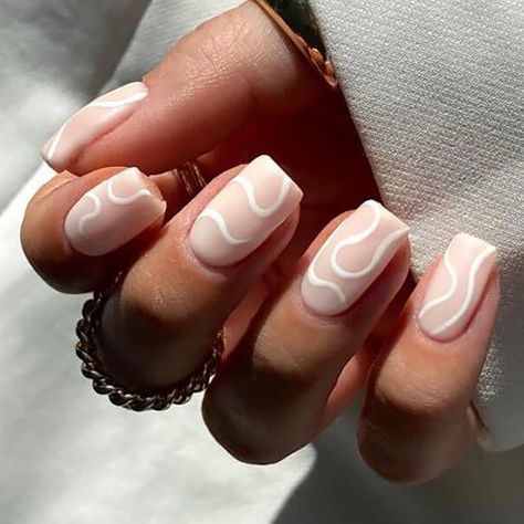 Line Nail Art, Cute Short Nails, Milky Nails, White Acrylic Nails, Lines On Nails, White Nail Designs, Minimalist Nails, Nail Arts, Acrylic Nail Designs