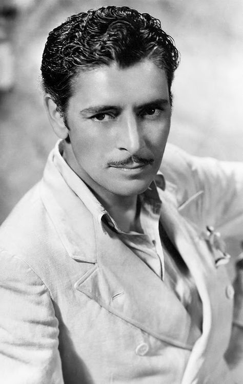 Ronald Colman is the dashing thief Barrington Hunt in The Unholy Garden (1931) Darla Hood, Gilbert Roland, Vintage Actors, 39 Steps, Hollywood Glamor, Perfect Gentleman, Stars D'hollywood, Ronald Colman, Olivia De Havilland