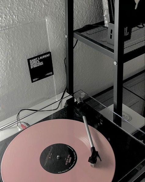 Blackpink Vinyl, Beautiful Aesthetic Wallpaper, Pink And Grey Wallpaper, Vinyl Aesthetic, Wallpaper Pink And White, Wallpaper Kpop, Beautiful Aesthetic, Gray Aesthetic, Vinyl Music