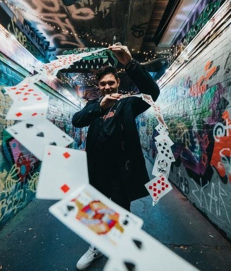 Magician and former Bachelorette star Apollo Jackson’s easy magic tricks and tips for kids | Bounty Parents Magician Assistant Aesthetic, Magician Pose, Magic Tricks Aesthetic, Magician Photoshoot, Magician Assistant, Street Magician, Old Magician, Magician Poster Design, Magician Photography