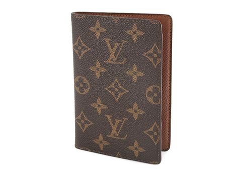 PASSPORT CASE, LOUIS VUITTON, Passport Cover, monogram canvas, 14x7cm, from 1996 Louis Vuitton Passport Holder, Lv Passport Cover, Louis Vuitton Passport Cover, Lehenga Red, Passport Case, Lv Bags, Birthday Wishlist, Passport Cover, 16th Birthday