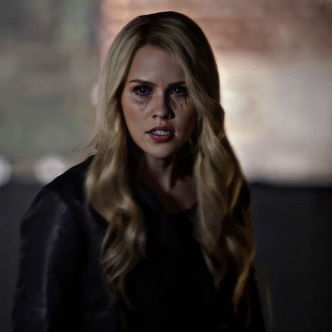 The Originals Rebekah, Vampire Barbie, Rebekah Mikaelson, Vampire Diaries Poster, Vampire Diaries Wallpaper, Claire Holt, Original Vampire, Scream Queens, Klaus Mikaelson