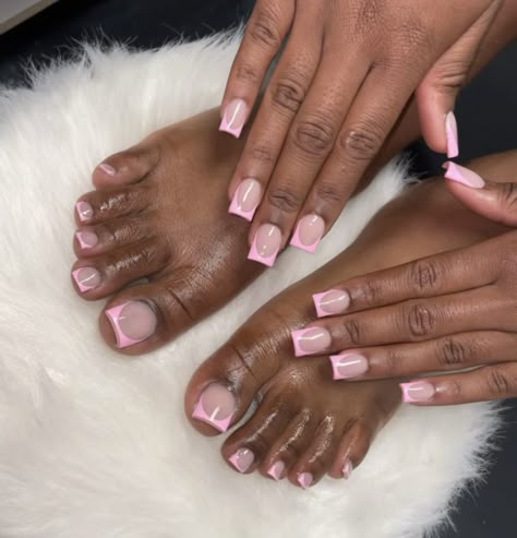 Toe Nails Ideas Black Women, Short Acrylic Nails And Toes Matching, Matching Nail And Toe Sets, Drippy Nails, Nails And Toes, Matching Nails, Acrylic Nail Designs Coffin, Pink French Nails, Sweet 17