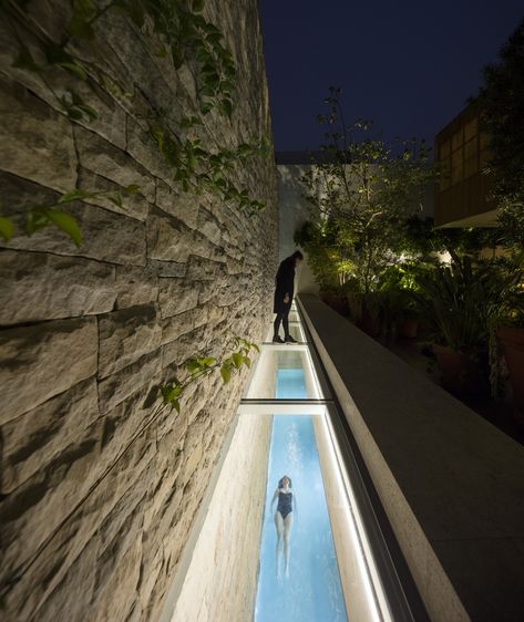 Cubes Architecture, Underground Pool, Studio Mk27, House Studio, Exposed Concrete, House Hunters, Concrete Structure, Lima Peru, Interior Architect