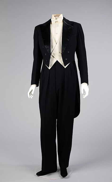 white tie 1920s Tuxedo, Mens Evening Wear, Evening Suit, Jeanne Lanvin, Vintage Mens Fashion, Costume Collection, Tuxedo Suit, Black Tuxedo, Wedding Pins