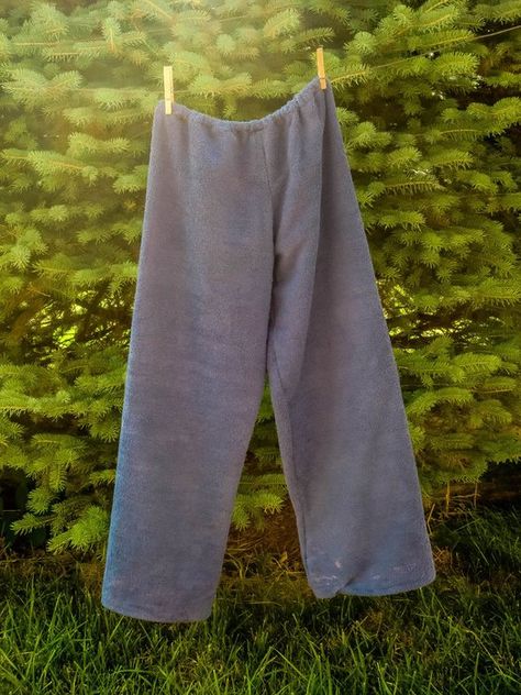 Towel Pants: 6 Steps (with Pictures) Towel Pants, Diy Towels, Swim Mom, Sewing Pants, Swim Meet, Clothing Diy, Custom Jeans, Swim Pants, Sewing Appliques