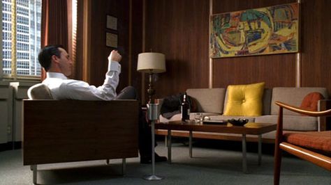 i love Don Draper's office in Mad Men. Mad Men Furniture, Mad Men Interior Design, Mad Men Office, Mad Men Decor, Male Living Space, Mid Century Office, 1960s Furniture, Don Draper, Mid Century House