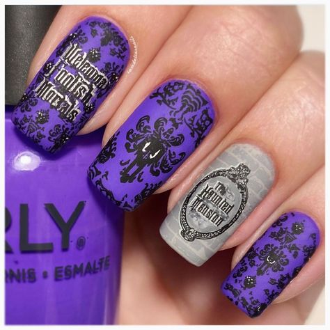 Delia on Instagram: “Welcome Foolish Mortals! Hey guys! I’ve got another Haunted Mansion mani to share today. I’ve got so many that I want to do using these…” Haunted Mansion Nails, Welcome Foolish Mortals, Foolish Mortals, Nails Art Ideas, Beauty Nails Design, Disney Haunted Mansion, Goth Nails, The Haunted Mansion, Dip Nails