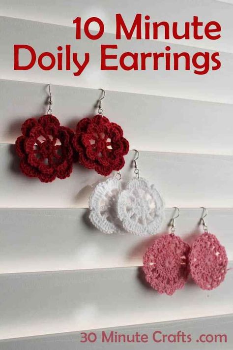 10 Minute Doily Earrings , 10+ Cute And Easy 10 Minute Crochet Projects [Free Patterns] Crochet Projects Free, Crochet Project Free, Crochet Jewlery, Crochet Jewelry Patterns, Crochet Earrings Pattern, Mode Crochet, Crochet Booties, Crochet Simple, Crochet Diy