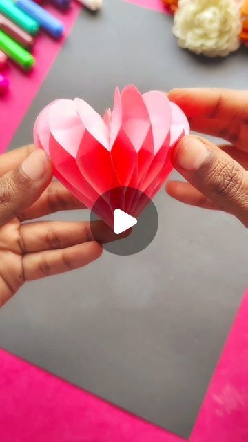 3d Heart With Paper, Diy 3d Hearts Out Of Paper, How To Make A 3d Heart, Paper Craft Heart, 3d Heart Paper, 3d Hearts Out Of Paper, Heart Crafts Kids, Melted Crayon Heart, 3d Hearts