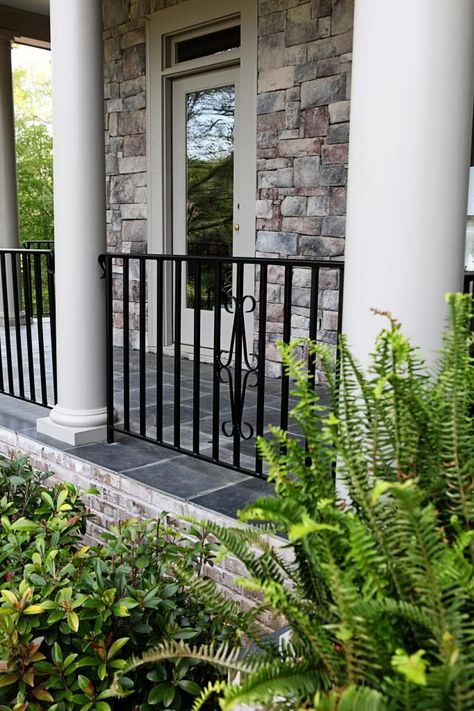 Railing Makeover Front Railing Ideas, Black Iron Porch Railing, Iron Porch Railing Ideas, Update Iron Porch Railing, Craftsman Porch Railing Metal, Black Exterior Railing Wrought Iron, Wrought Iron Stair Railing Outdoor Porch, Railing Makeover, Black Railing