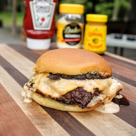 Wagyu Burger Recipe, Bone Marrow Butter, Marrow Butter, Wagyu Beef Burger, Wagyu Ribeye, Smash Burger Recipe, Wagyu Burger, Smash Burgers, Burger Dogs