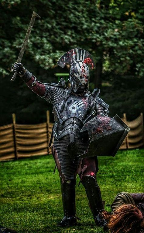 Uruk Hai Cosplay, Uruk Hai Armor, Orc Helmet, Orc Armor, Uruk Hai, Armor Clothing, Historical Armor, Knight Armor, Arm Armor