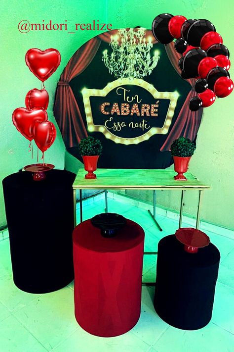 Para você que está planejando uma festa animada e marcante com o Tema Cabaré, essa dica é maravilhosa. @midori_realize Cabaret