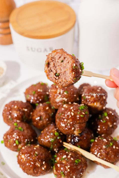 Beef Bulgogi Meatballs, Meatball Rice Bowl, Bulgogi Meatballs, Easy Beef Bulgogi, Meatball Rice, Rice Bowl Recipes, Vietnamese Egg Rolls, Donburi Bowl, Bulgogi Marinade