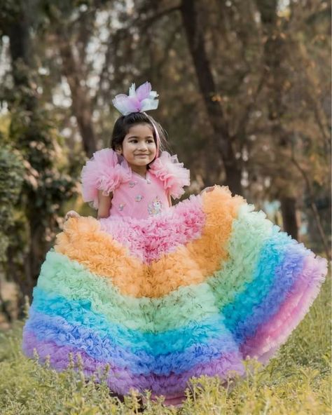 Rainbow Gown, Street Fashion Show, Designer Kids, Baby Models, Baby Dresses, Baby Boutique, Toddler Fashion, Kids' Fashion, Ball Dresses