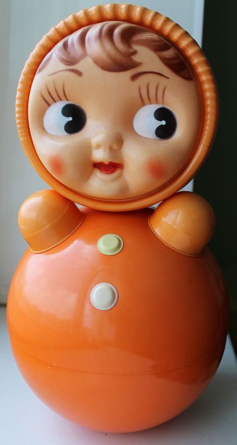 Ussr Propaganda, Creepy Vintage, Propaganda Art, Kewpie Dolls, Roly Poly, Toy Art, Orange You Glad, Doll Vintage, Losing A Child