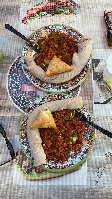 Eritrean Aesthetic, Ethiopian Breakfast, Eritrean Food, Ethiopia Aesthetic, Ethiopian Aesthetic, Ethiopian Cuisine, Ethiopian Culture, Ethiopian Food, Breakfast Meal