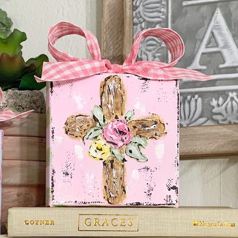 Small Cross Paintings, Easy Paintings To Sell, Cute Easter Paintings, Easter Cross Painting, Easter Art Painting, Easter Acrylic Painting, Easter Paintings On Canvas, Easter Painting Ideas, Spackle Painting