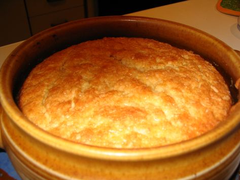 Buckwheat Soup, Pudding Chomeur, Best Bread Pudding Recipe, Canadian Dishes, Canadian Cuisine, Bread Pudding Recipe, Leftover Turkey, Pudding Cake, Sweet Pastries