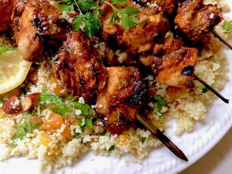 Couscous Chicken, Chicken Kebobs, Turkish Delights, Moroccan Chicken, Chicken Kabobs, Cous Cous, Mediterranean Food, Chicken Kebabs, Chicken Spices