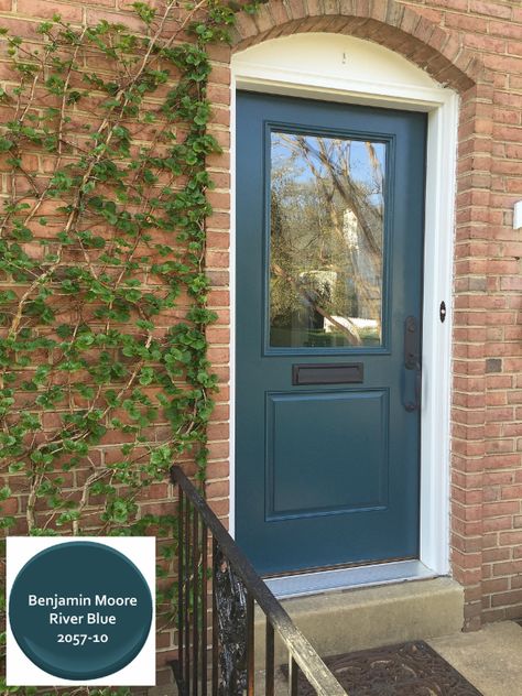 Teal Front Doors, Exterior Door Colors, Top Paint Colors, Green Front Doors, Blue Front Door, Front Door Paint Colors, River Blue, Front Garden Design, Ocean Blvd