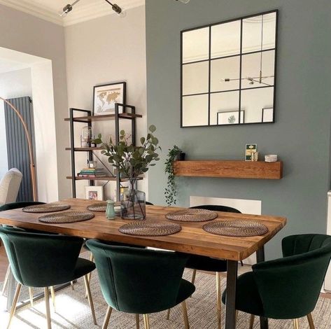 Boho Green Dining Room, Dining Room With Alcoves, Small Victorian Dining Room Ideas, Dining Room Cosy, Alcove Dining Room, Dining Room Alcove, Cosy Dining Room, Dining Room Colour Schemes, Green Living Room Decor