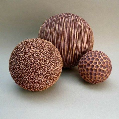 Ceramics Bowls Designs, Coconut Shell Crafts, Garden Spheres, Pottery Inspo, Sculpture Ceramic, Sculpture Art Clay, Ceramic Molds, Ceramic Bell, Sculptures Céramiques