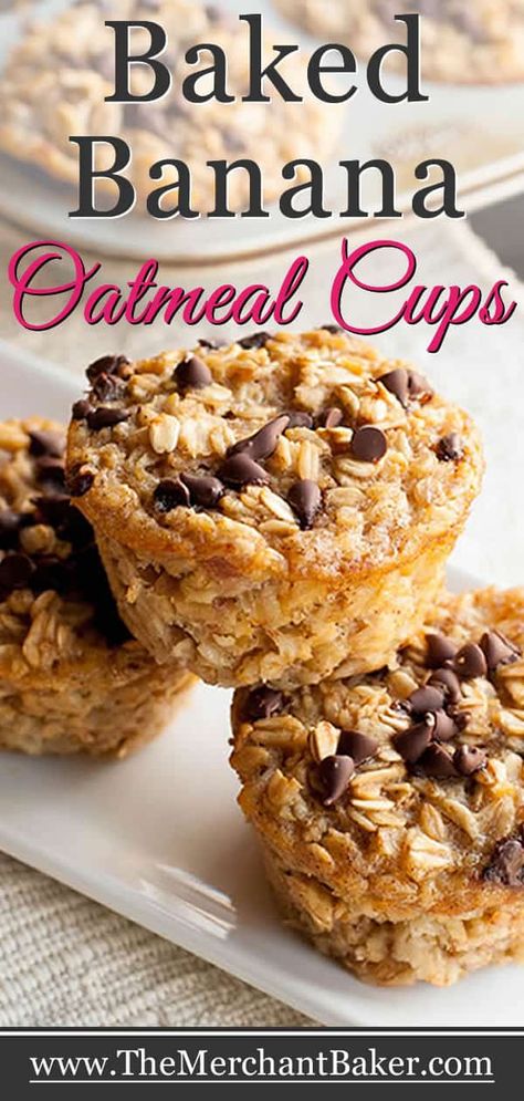 Breakfast Oatmeal Cups, Banana Oatmeal Cups, Baked Banana Oatmeal, Oatmeal Baked, Oat Cups, Wholesome Breakfast, Ww Breakfast, Baked Oatmeal Cups, Breakfast Oatmeal