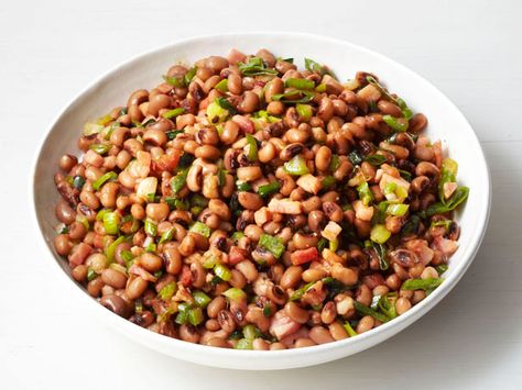 Hoppin' John Recipe : Food Network Kitchen : Food Network - FoodNetwork.com Hopping John, Hoppin John Recipe, Hoppin John, Emeril Lagasse, Pea Recipes, Food Network Magazine, Cajun Recipes, Southern Cooking, Kitchen Food