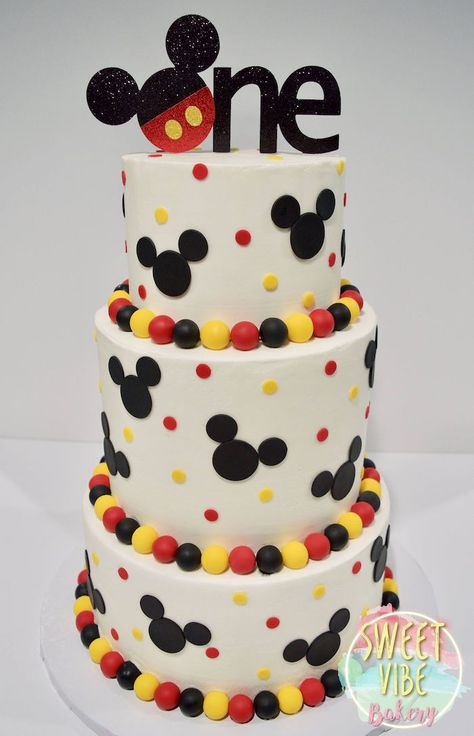 Mickey Mouse Smash Cake Ideas, Twin Mickey And Minnie Birthday Cake, Simple Mickey Mouse Cake Buttercream, Mickey Mouse Cake Ideas 1st Birthday, Mickey Mouse 3rd Birthday Cake, Mickey 1st Birthday Cake, Mickey First Birthday Cake, Twoodles Birthday Cake, Oh Twodles Birthday Boy Cake