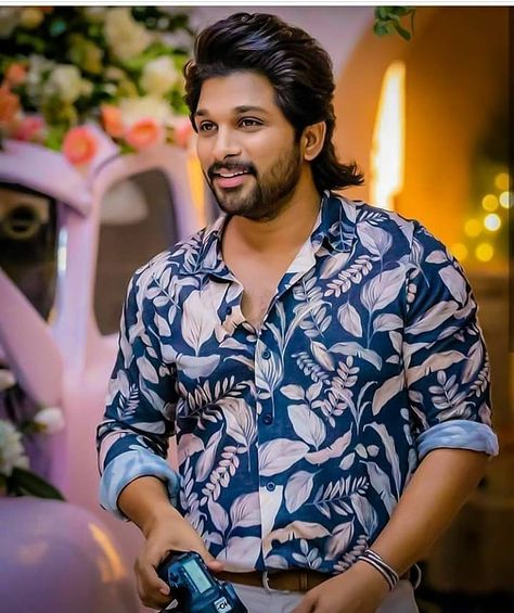 Alu Arjun, Dj Movie, Allu Arjun Wallpapers, Allu Arjun Images, Allu Arjun Hairstyle, Best Couple Pictures, Pawan Kalyan, Handsome Celebrities, Romantic Photoshoot