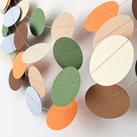 Neutral Baby Shower Backdrop, Woodland Garland, Safari Party Decorations, Desserts Table, Animal Baby Shower Theme, Forest Birthday, Circle Garland, Forest Party, Woodland Birthday