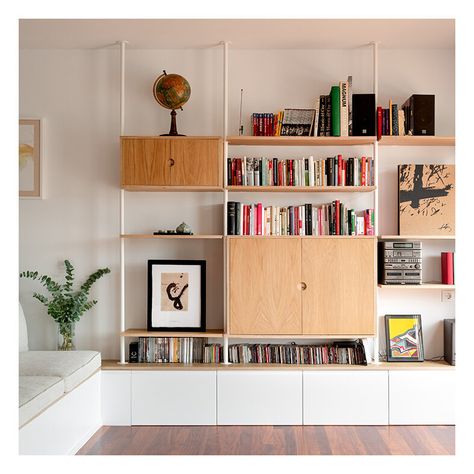 Wall Storage Living Room, Closed Storage Living Room, Ikea Apartment Living Room, Bookcase Storage Ideas, Office Home Design, Bookcase In Living Room, Bookcase Living Room, Mid Century Room Divider Shelves, Mid Century Room Divider Bookcase