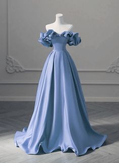 Slim Ball Gowns, Small Chest Prom Dress, Creative Outfit Ideas Fashion, Simple Gown Designs Classy, Blue Prom Dresses Long, Simple Elegant Dress, Blue Gowns, Wedding Dress A Line, Cute Formal Dresses